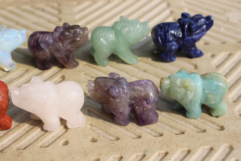 11pcs 4cm Natural many kinds of materials QUARTZ carved bears