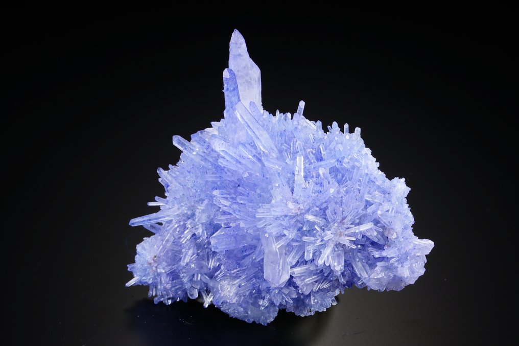 BLUE color QUARTZ cluster - intensive color and extra formation  - Height: 75 mm - Width: 66 mm- 60 g