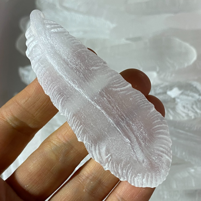 2"+Natural Gypsum Selenite feather Hand Carved Quartz Crystal Reiki healing 1PC