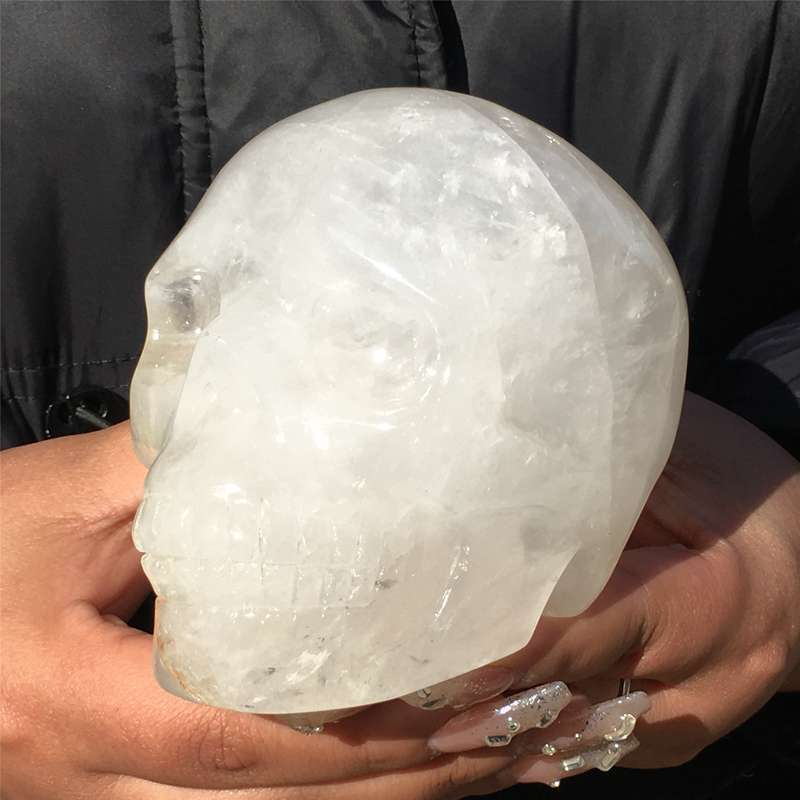 1.07kg Natural clear quartz skull carved Quartz Crystal skull Healing