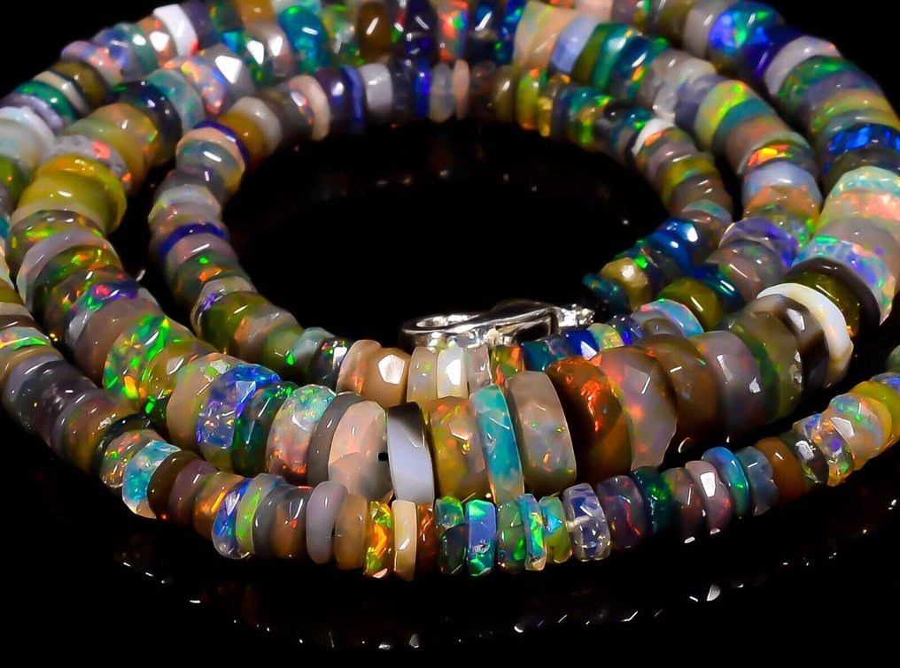 1 Natural multicolour Ethiopian Welo opal faceted beads necklace - 64.5 Cts.- 12.9 g