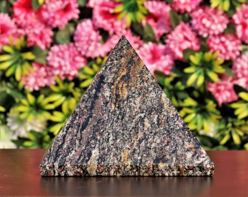 Large 170MM Natural Spinel in Matrix Healing Aura Chakra Spirit Stone Pyramid