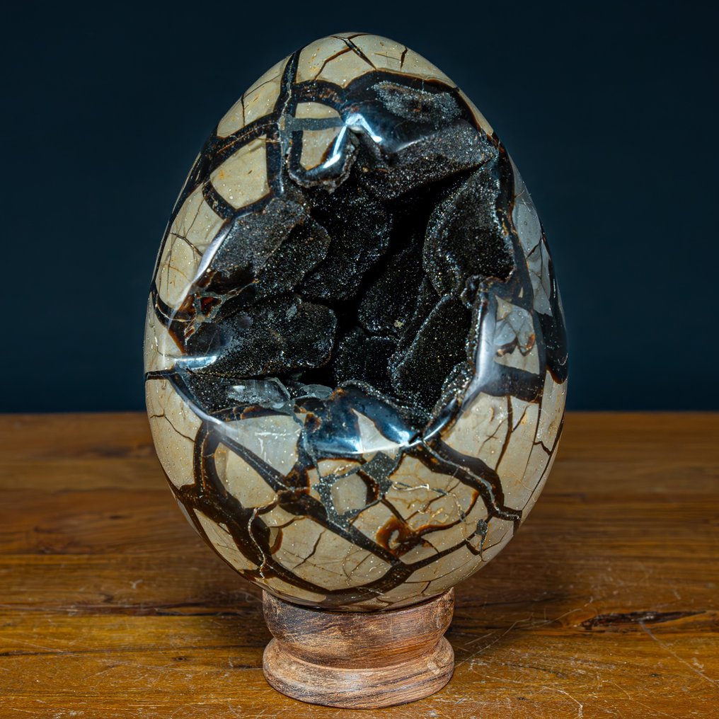 Natural Big Septarian Druse with Calcite Crystals Egg- 5000 g