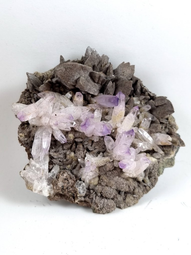 Amethyst and Calcite Vera Cruz Crystals on matrix - Height: 4 cm - Width: 9.5 cm- 140 g