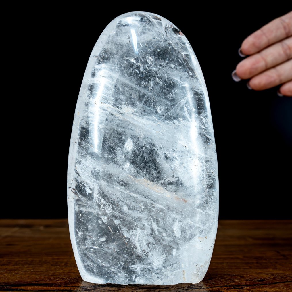 Natural AAA+++ Clear Quartz Crystal- 942.17 g