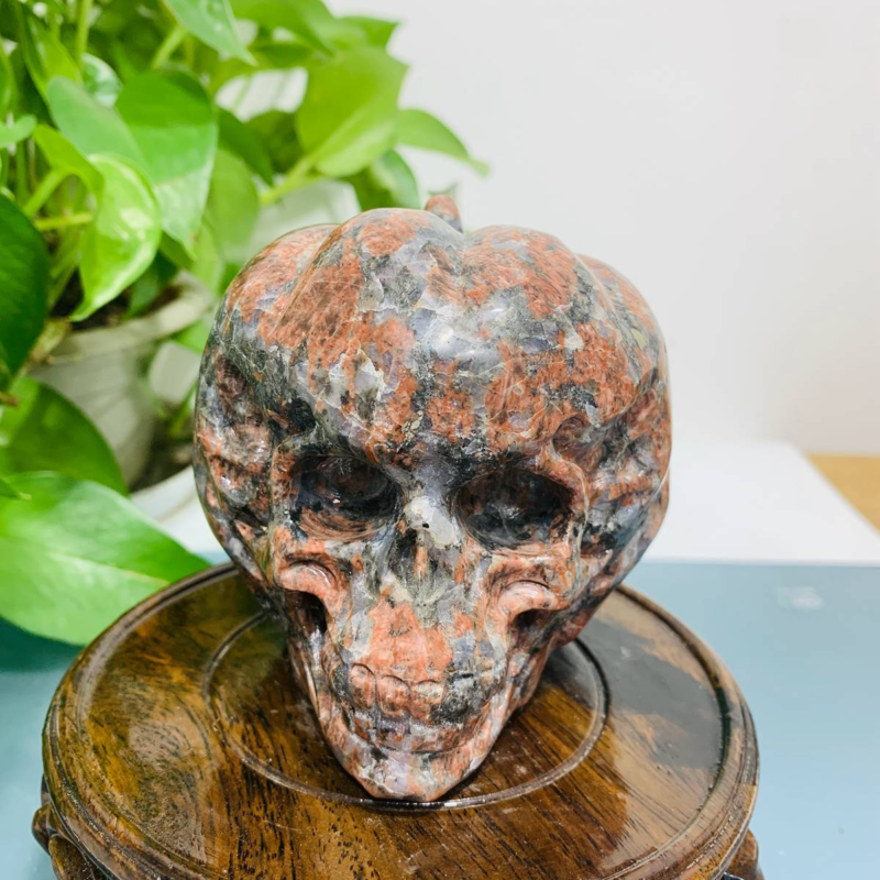 949g Natural Crystal Jade Hand Carved Quartz Skull Medium Energy Reiki Healing