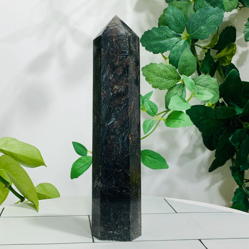 658g Natural Firework Stone Quartz Obelisk Crystal Wand Point Tower Healing