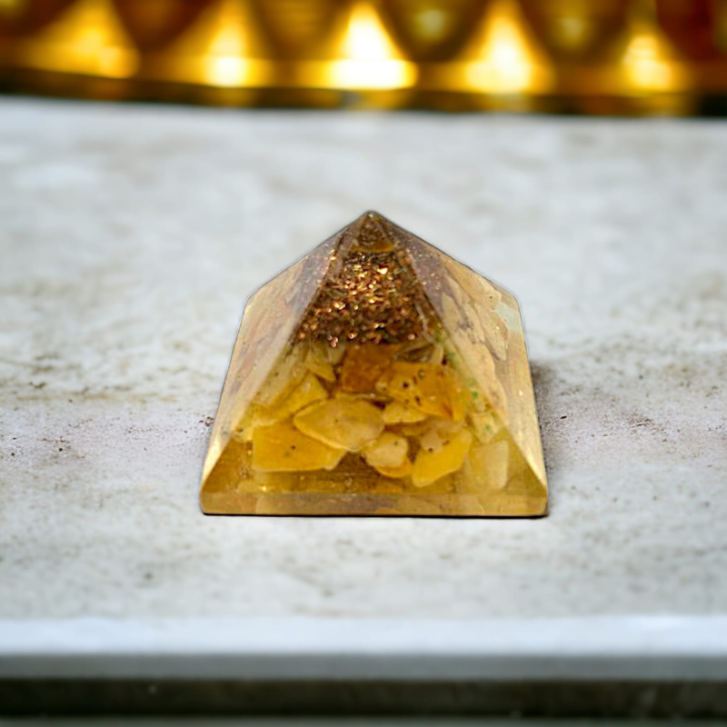 Yellow Aventurine Crystal Pyramid Orong 20-25 MM Mini Healing Crystal Reiki 1pc