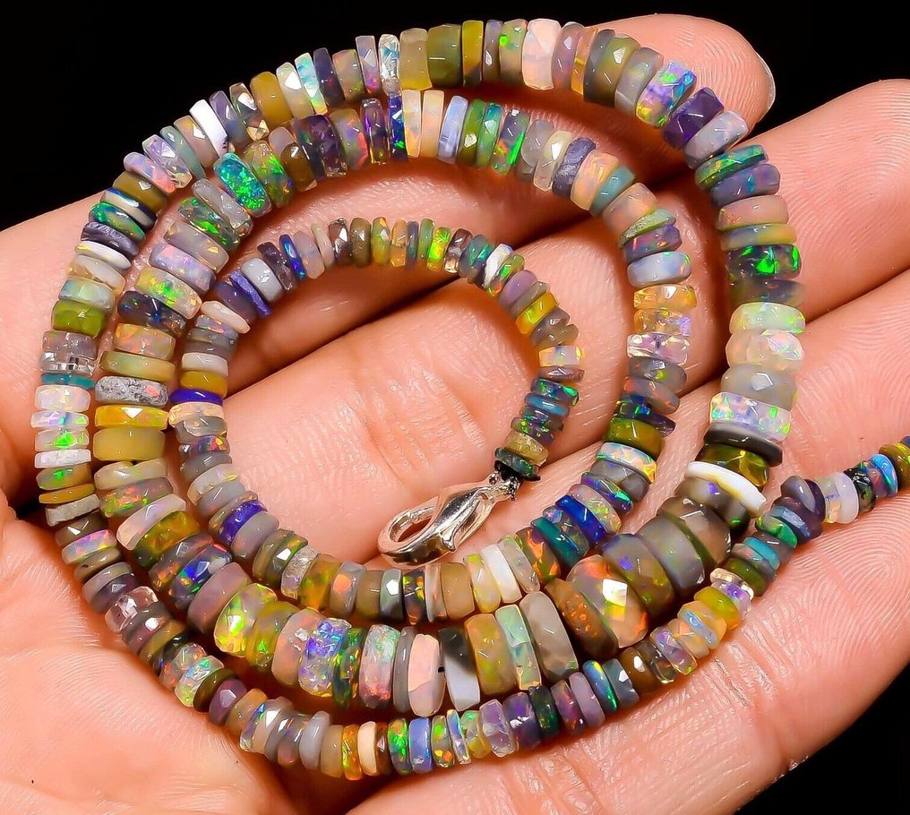 1 Natural multicolour Ethiopian Welo opal faceted beads necklace - 64.5 Cts.- 12.9 g