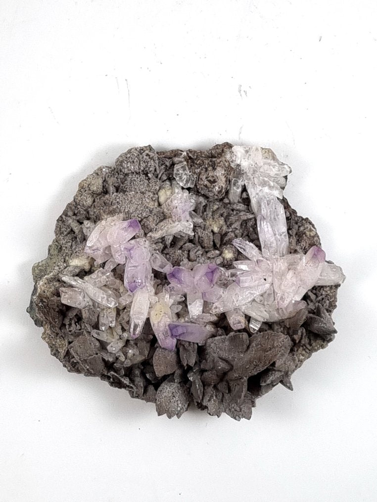 Amethyst and Calcite Vera Cruz Crystals on matrix - Height: 4 cm - Width: 9.5 cm- 140 g