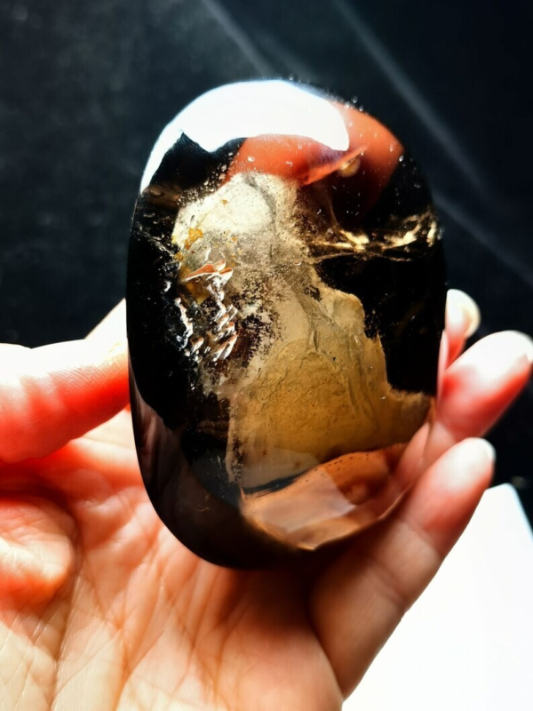 Collection Tibetan Crystal Oval 1 Big Visible Moving Bubble Enhydro &Sand 3.1 in