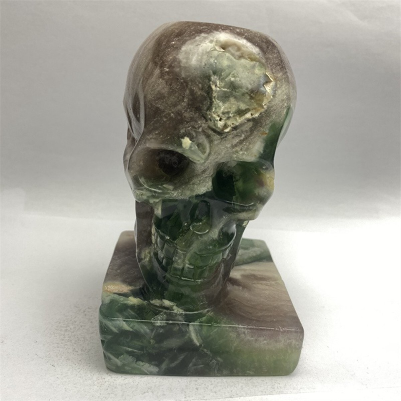 1550g Natural Beantiful Fluorite Quartz Skull Hand Carved Crystal Healing Skull