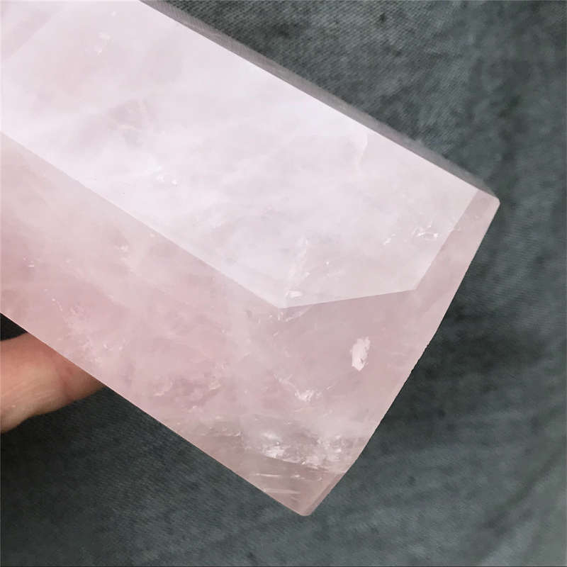 950g Natural Rose Quartz Obelisk Quartz Crystal Point Wand Healing Gem