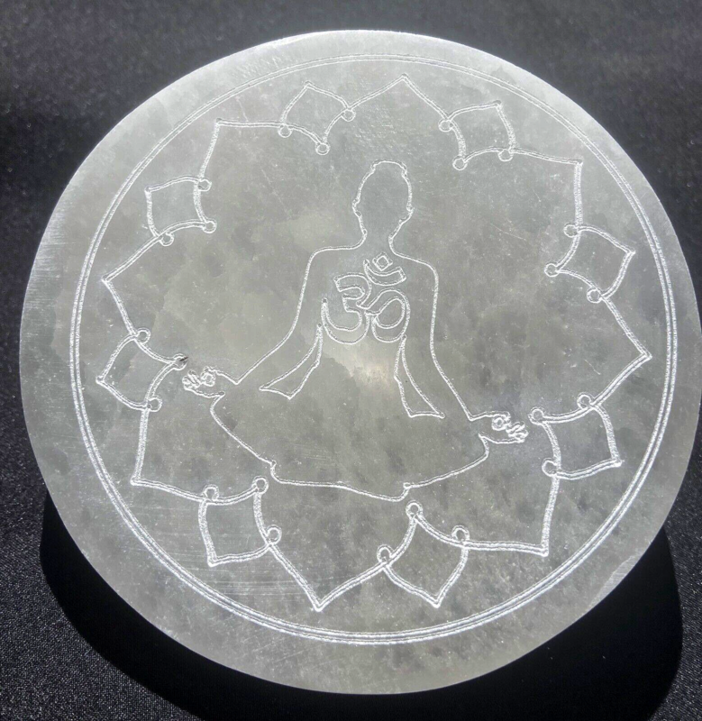 Selenite Crystal(Gypsum)Etched White Lotus Mediation Disk 246 Grams- 8.6 Oz&apos;s