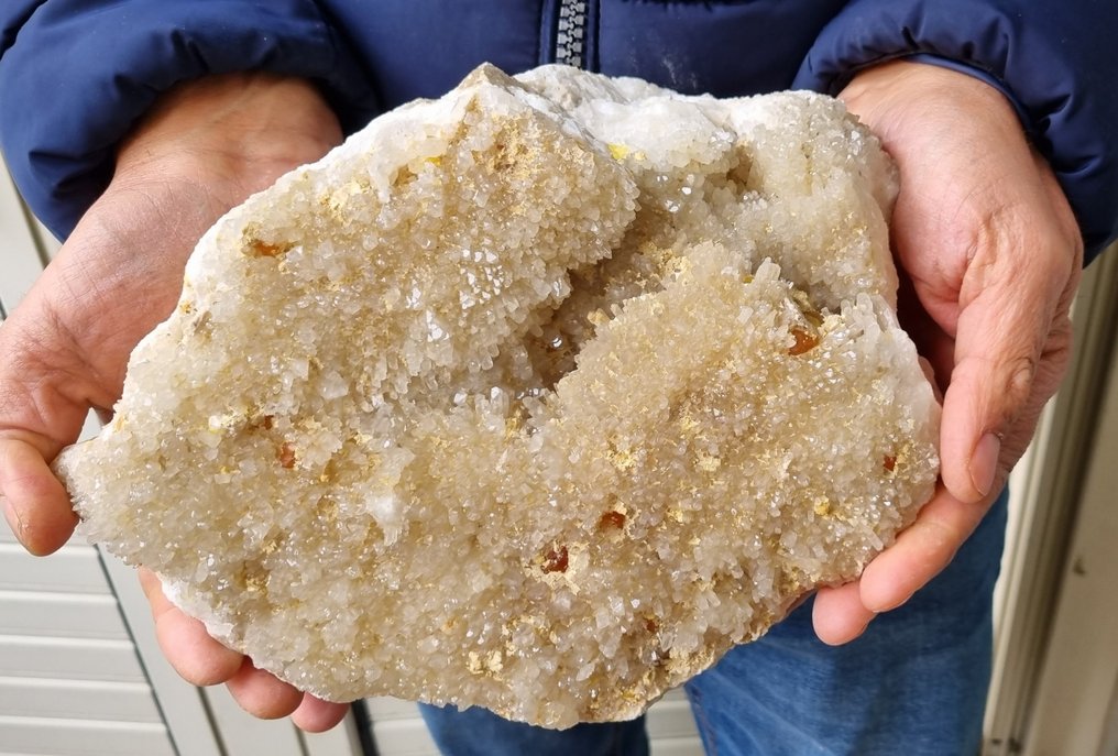 Celestine Crystals on matrix - Height: 25 cm - Width: 17 cm- 7 kg - (1)
