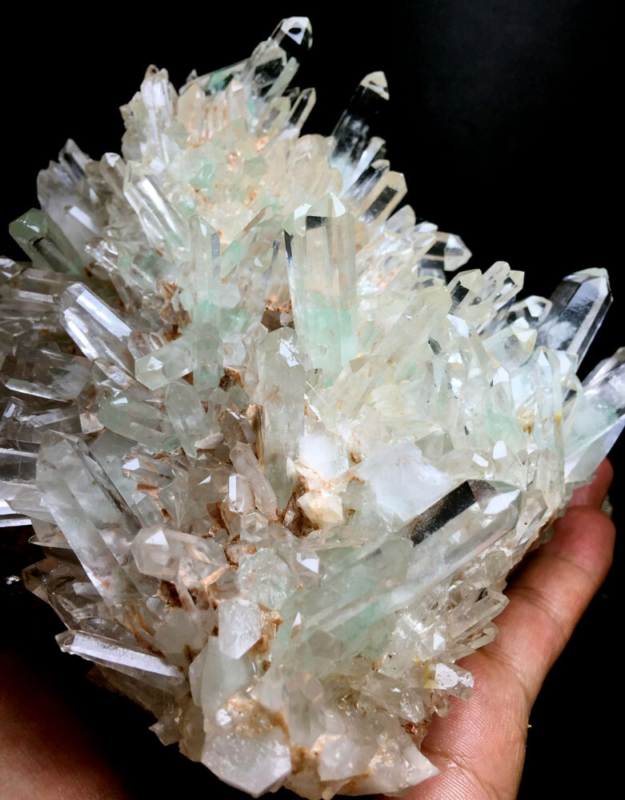 1423g  Himalayan Phantom &apos;Green Ghost&apos; Lemuria QUARTZ Crystal Point&Pyramid P924