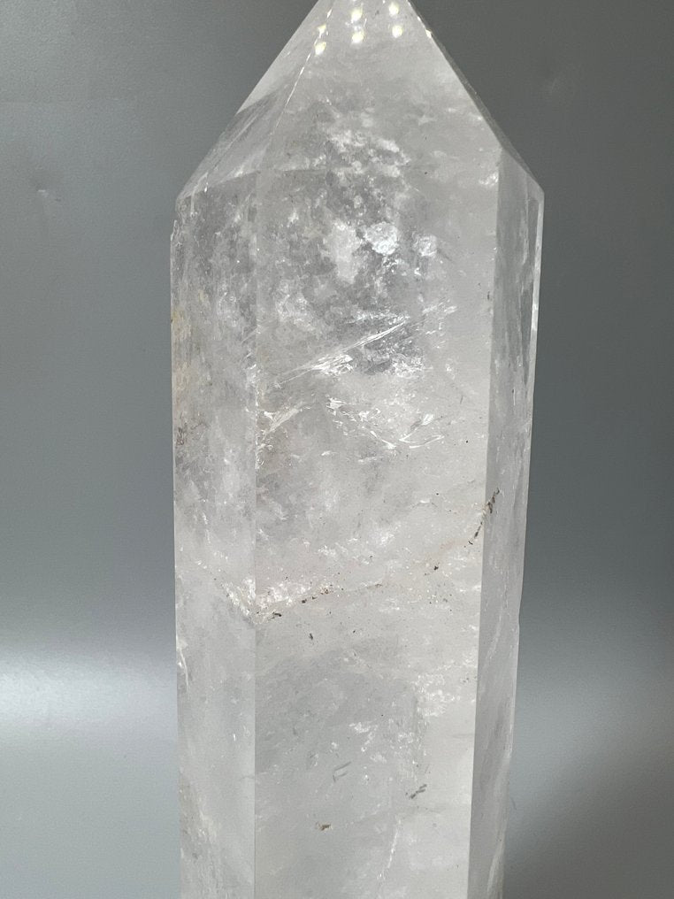 Clear Quartz - Tower - Point - High Quality - Natural Stone Collectible Crystal - Made in Brazil - Height: 260 mm - Width: 65 mm- 1600 g