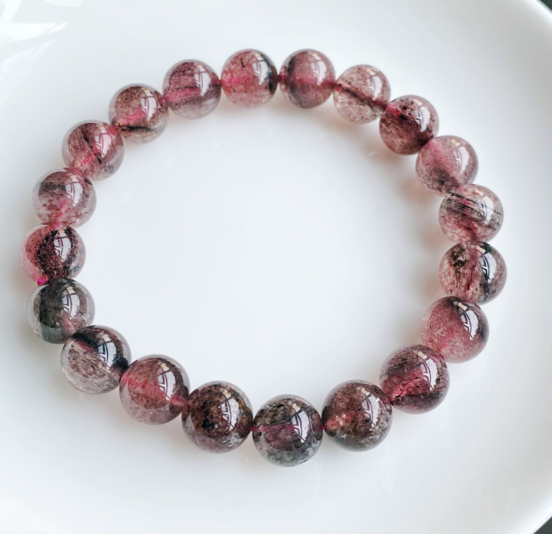 10mm Natural Beautiful Red Strawberry Mica Quartz Crystal Beads Bracelet