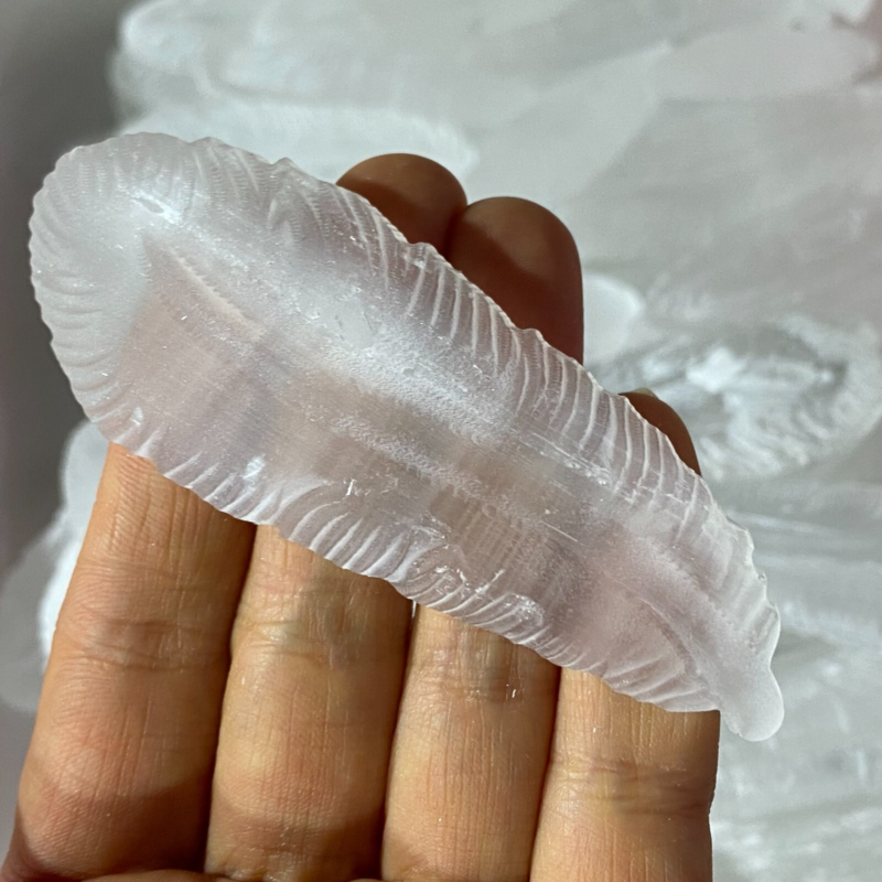 2"+Natural Gypsum Selenite feather Hand Carved Quartz Crystal Reiki healing 1PC