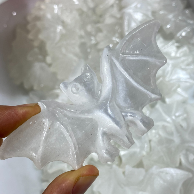 Natural Gypsum Selenite bat  Hand Carved Quartz Crystal Reiki healing 1PC