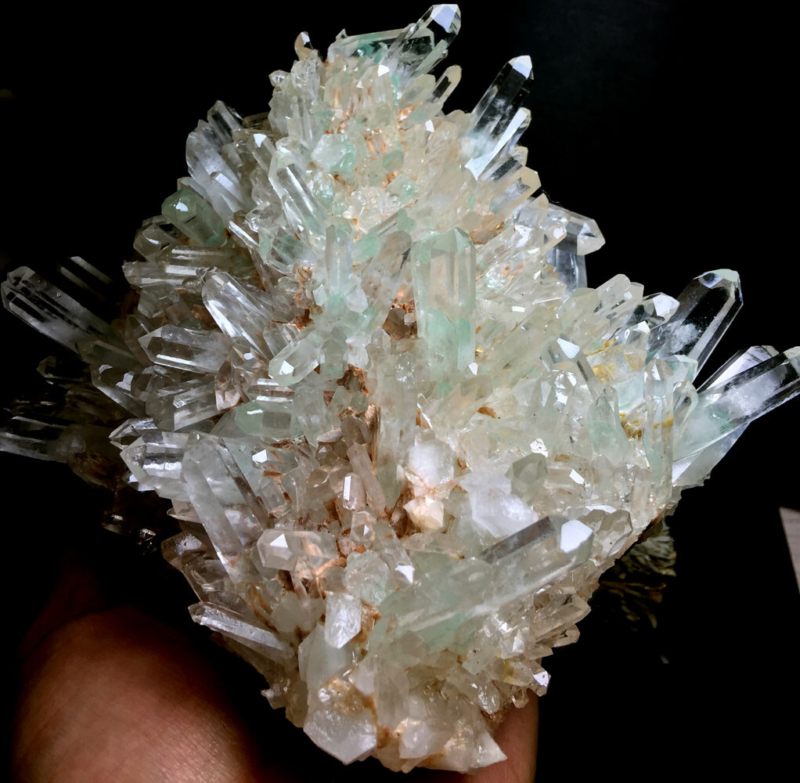 1423g  Himalayan Phantom &apos;Green Ghost&apos; Lemuria QUARTZ Crystal Point&Pyramid P924