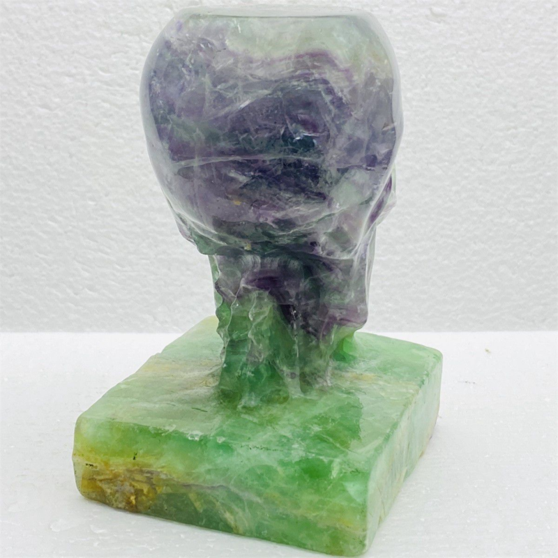 1530g Natural Beantiful Fluorite Quartz Skull Hand Carved Crystal Healing Skull