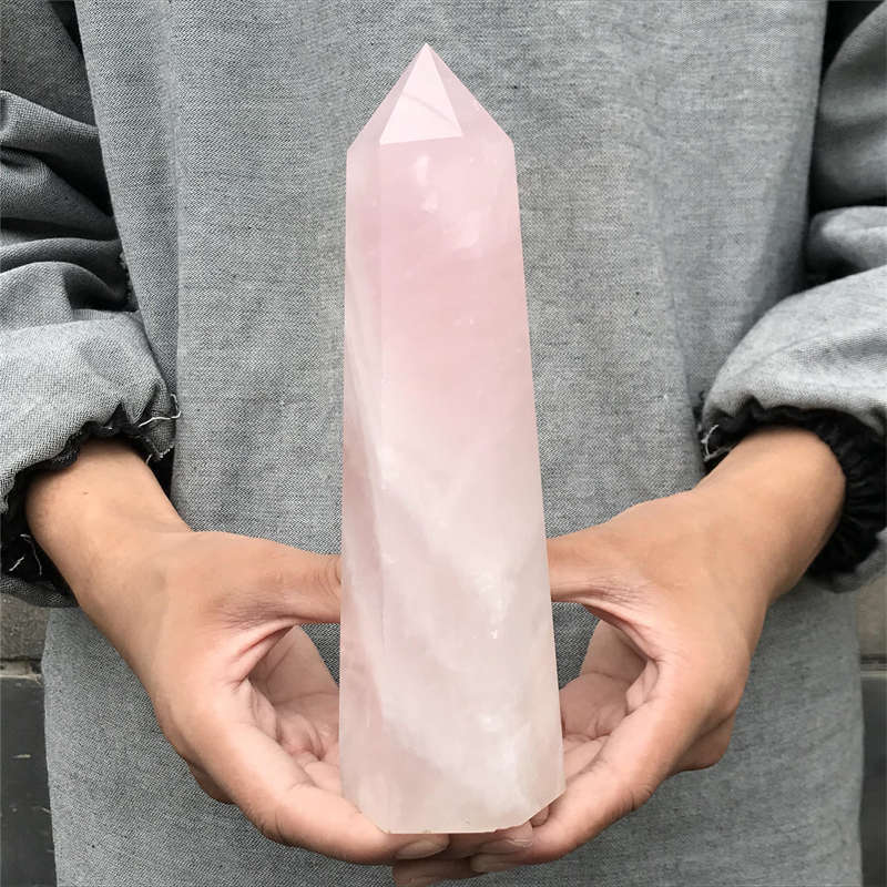 1.04kg Natural Rose Quartz Obelisk Quartz Crystal Point Wand Healing Gem