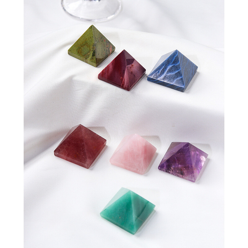 Natural Quartz Crystal Energy Tower Pyramid Healing Reiki Gemstone Decor Gift