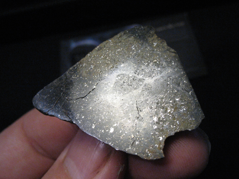 Meteorite NWA 8015 - L5 Melt-Breccia - Big melt veins !!!