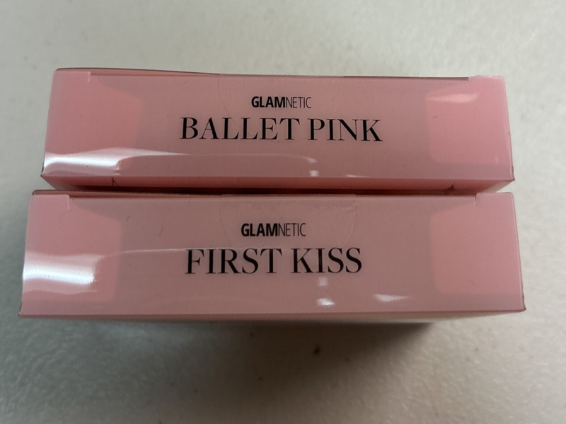 Glamnetic Press-On Short Almond Nails: First Kiss + Ballet Pink New Sealed