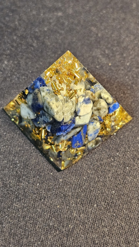 2 Orgonite Resin Pyramids Lapis Lazuli Black Onyx Gold Leaf Stone Chips Reiki