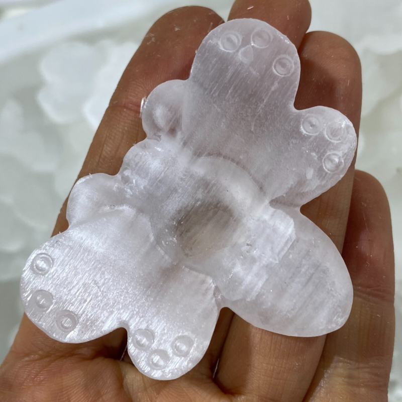 Natural Gypsum Selenite bee Hand Carved Quartz Crystal Reiki healing 1PC
