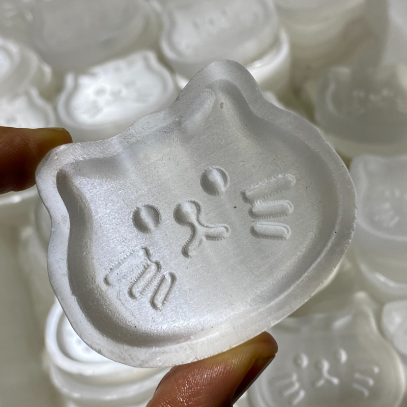 Natural Gypsum Selenite cat Hand Carved Quartz Crystal Reiki healing 1PC
