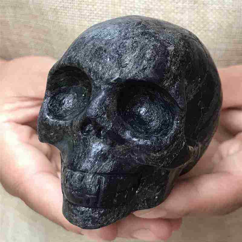 0.39kg Natural black jade quartz skull carved Quartz Crystal skull Healing