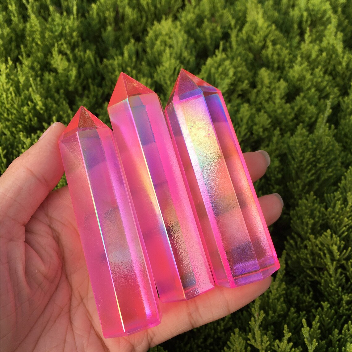 1 obelisco arcoíris de titanio rosa, Piont de varita de cristal de cuarzo, torre de cristal, especímenes minerales, decoración del hogar, curación de Reiki, regalos de cristal 70 g +