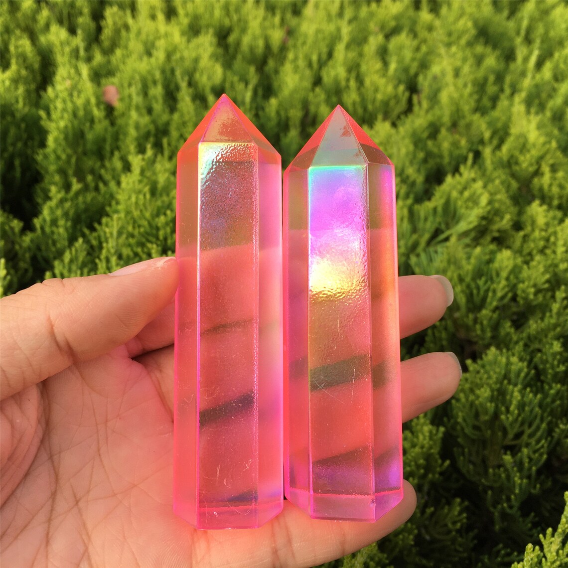 1 obelisco arcoíris de titanio rosa, Piont de varita de cristal de cuarzo, torre de cristal, especímenes minerales, decoración del hogar, curación de Reiki, regalos de cristal 70 g +