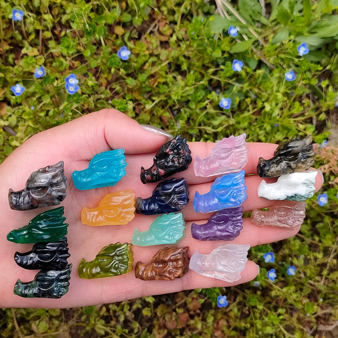 18PCS  Natural Mix Quartz Dragon Head,Quartz Crystal Dragon,Mini Dragon Head,Crystal Gifts,Crystal Animal,Home Decoration,Reiki Healing