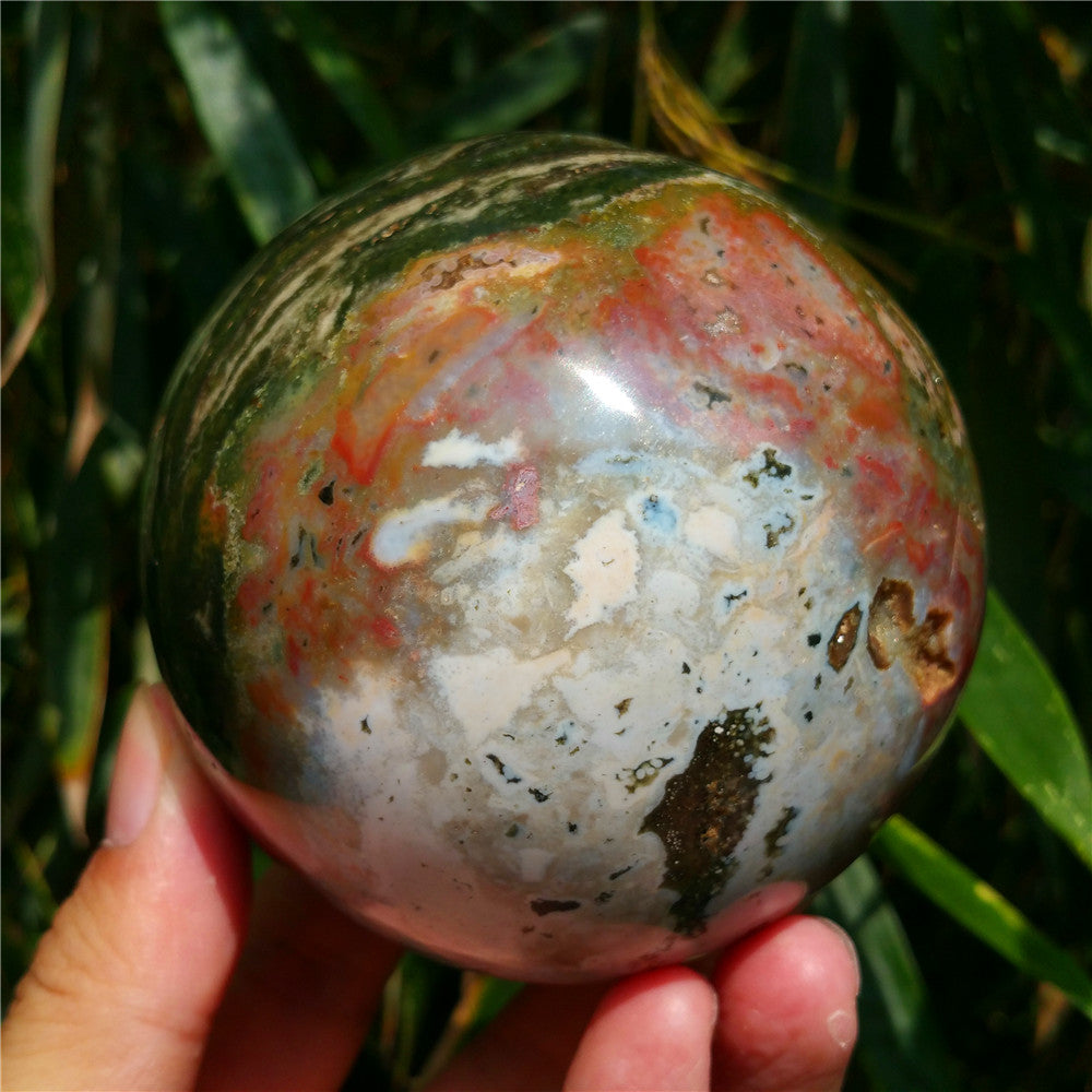 Bola de cristal tallada de Ocean Jasper