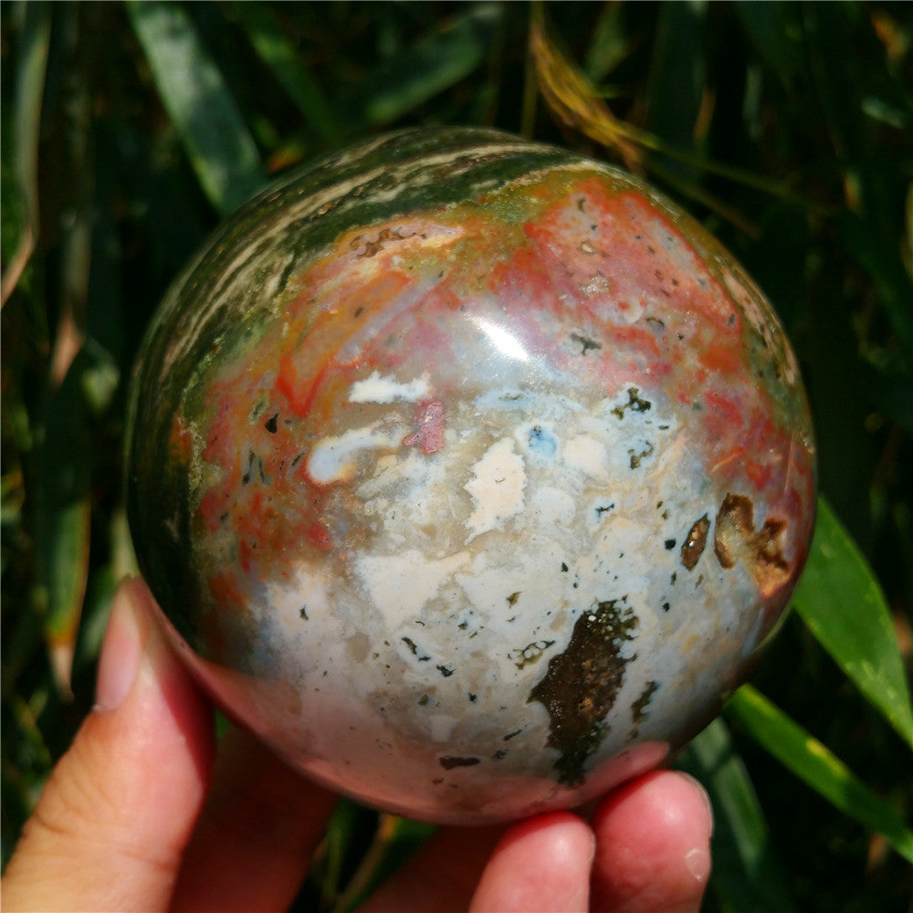 Bola de cristal tallada de Ocean Jasper