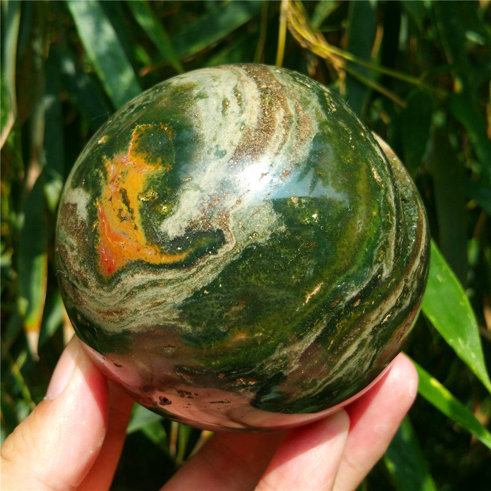 Bola de cristal tallada de Ocean Jasper