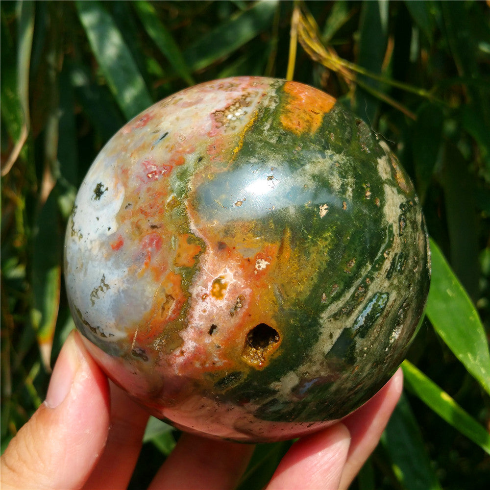 Bola de cristal tallada de Ocean Jasper
