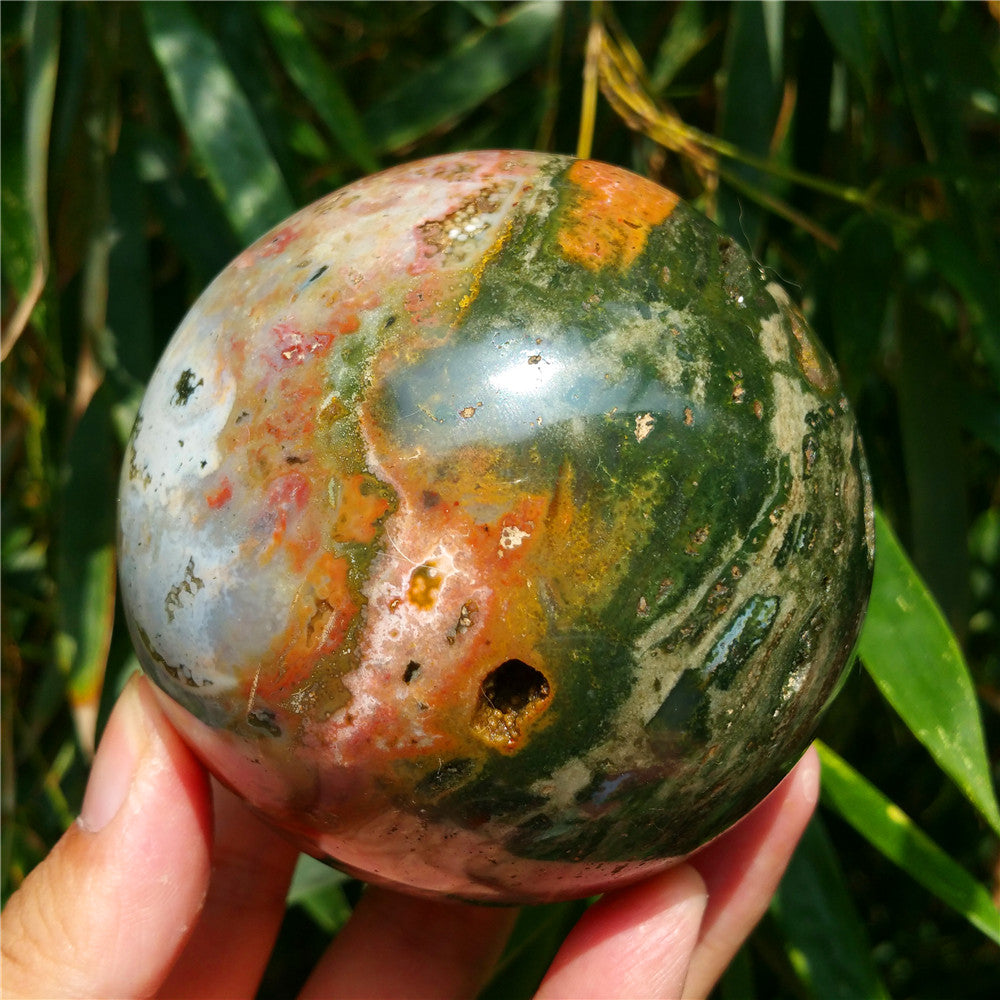 Bola de cristal tallada de Ocean Jasper