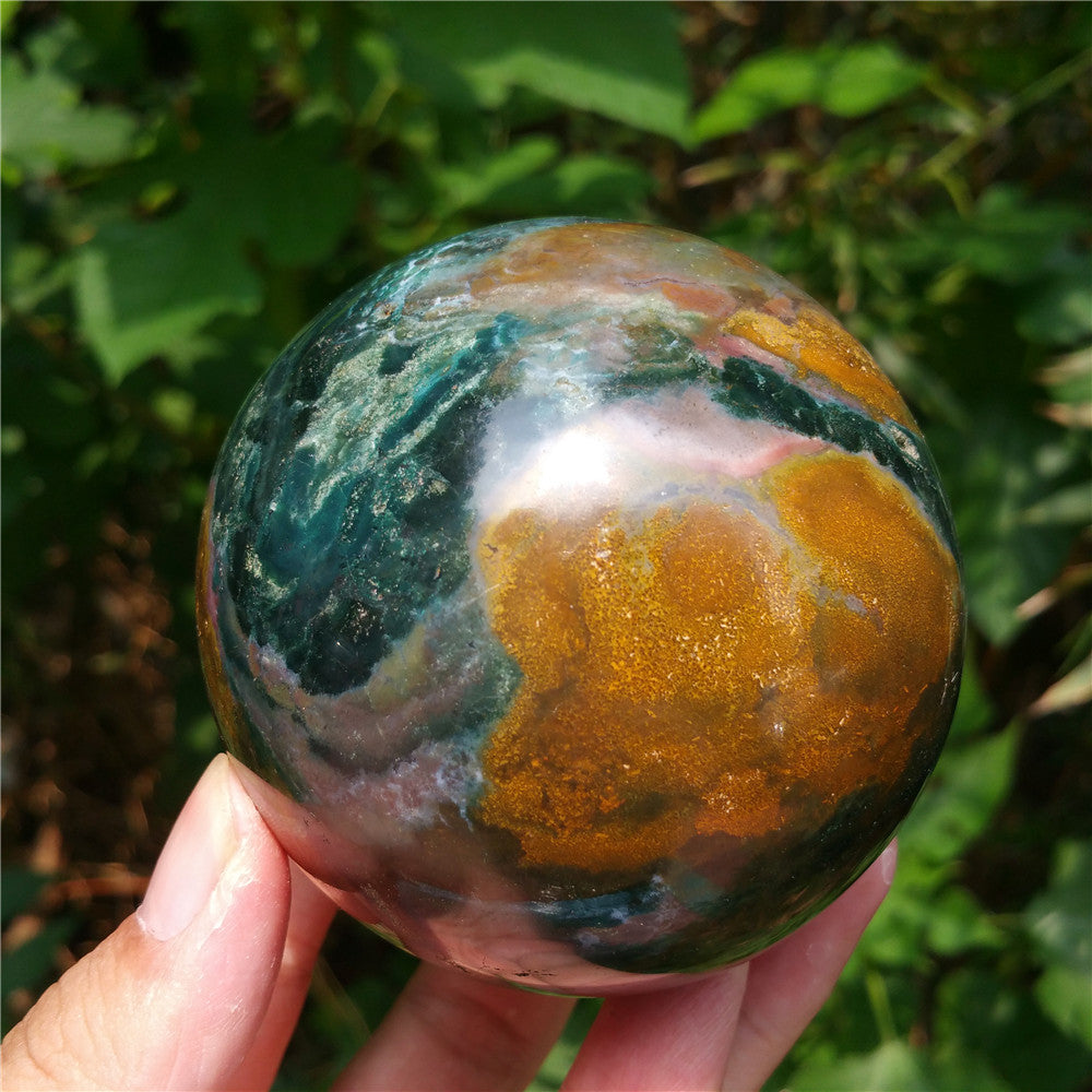 Bola de cristal tallada de Ocean Jasper