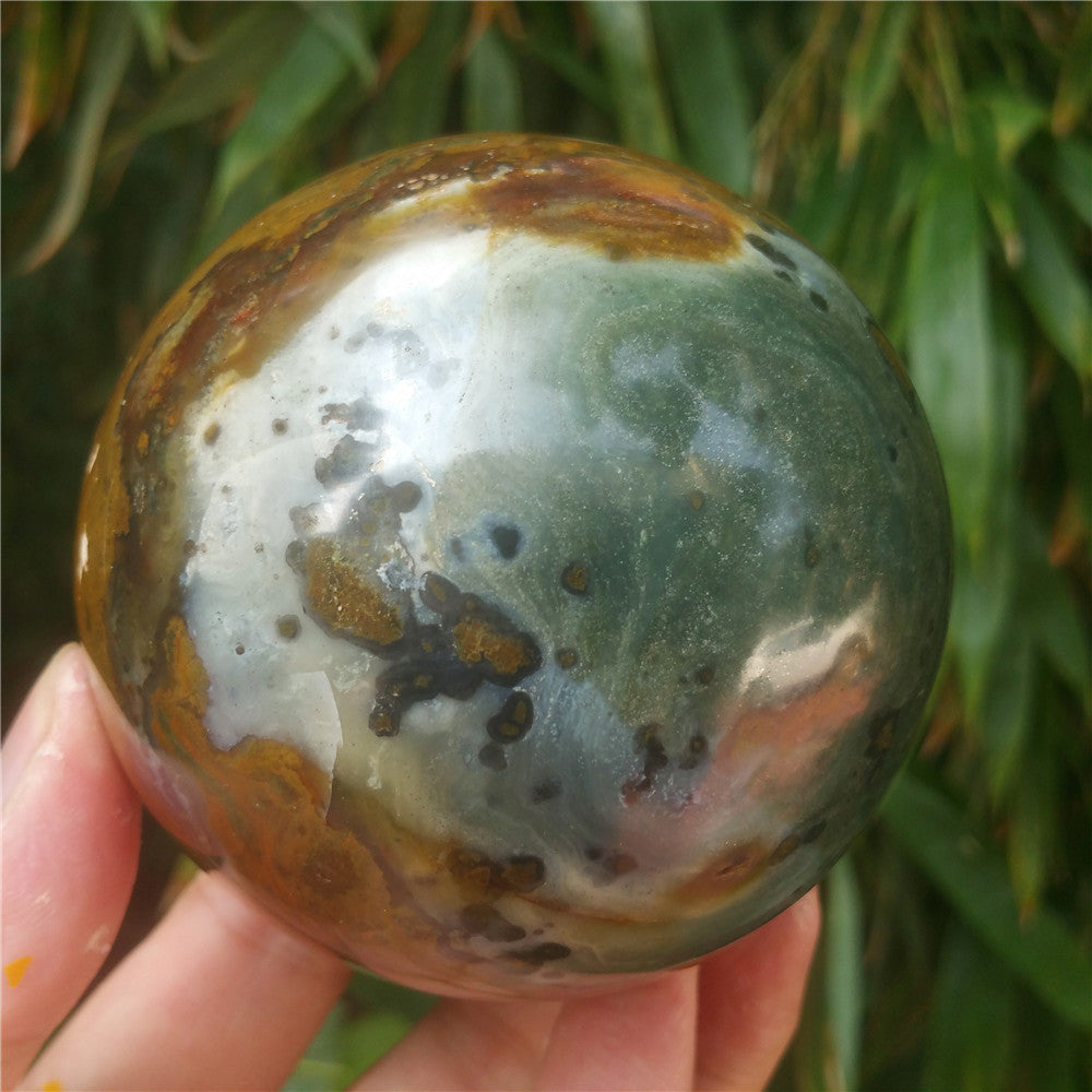 Bola de cristal tallada de Ocean Jasper