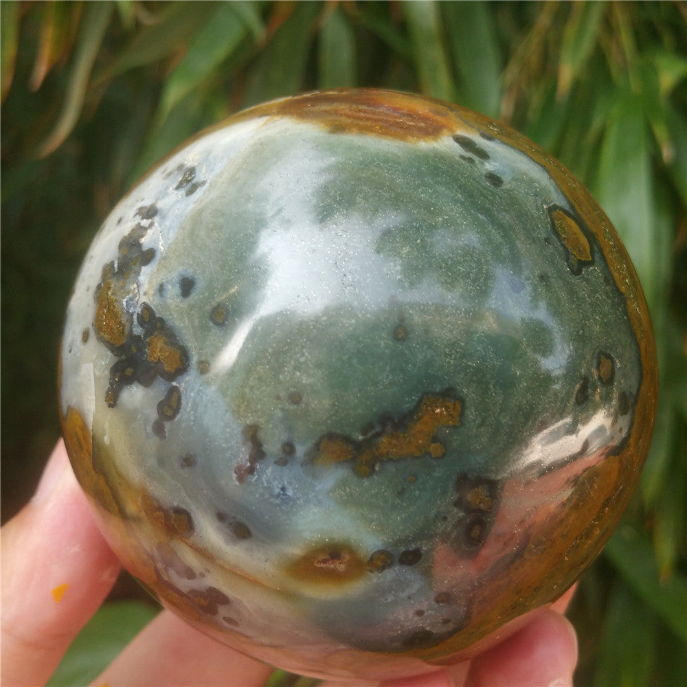 Bola de cristal tallada de Ocean Jasper