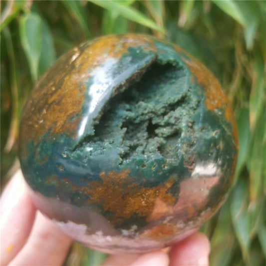 海洋碧玉水晶雕刻球