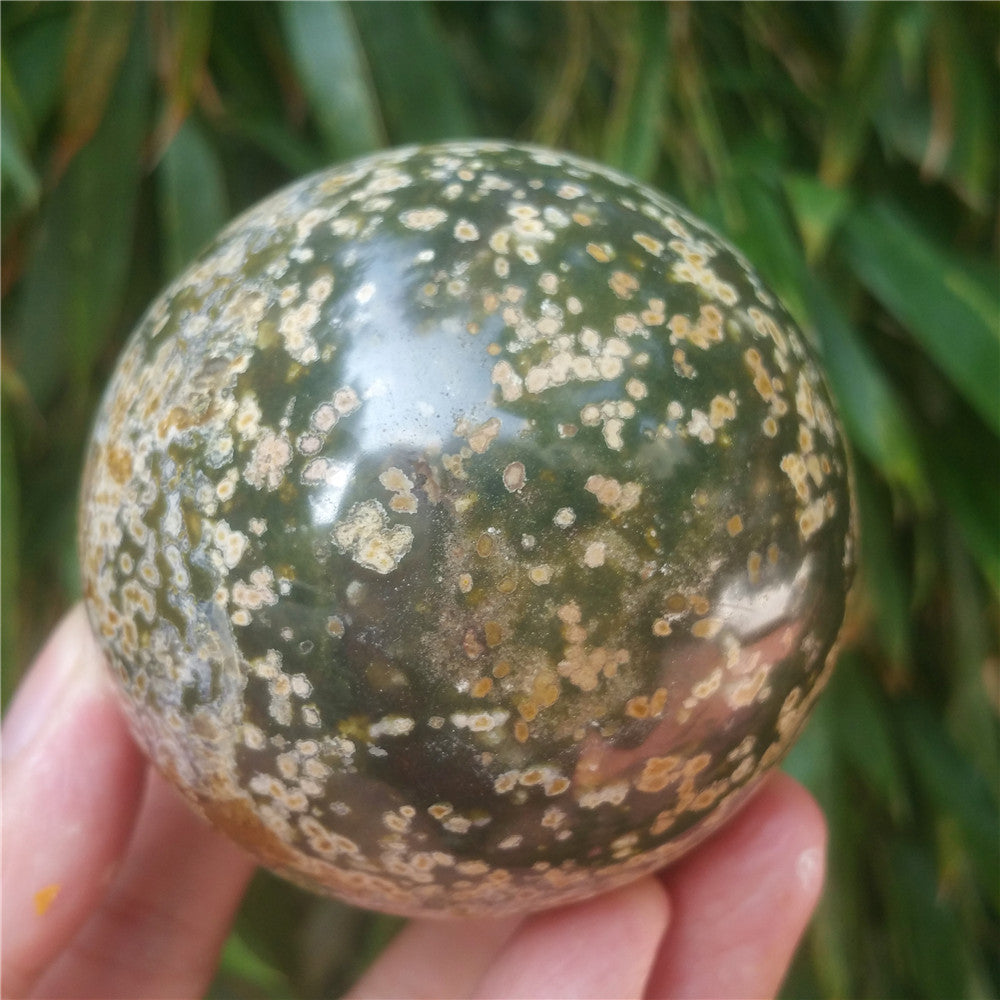 Bola de cristal tallada de Ocean Jasper