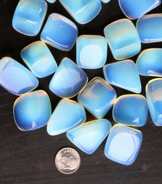 Opal/Moon stone