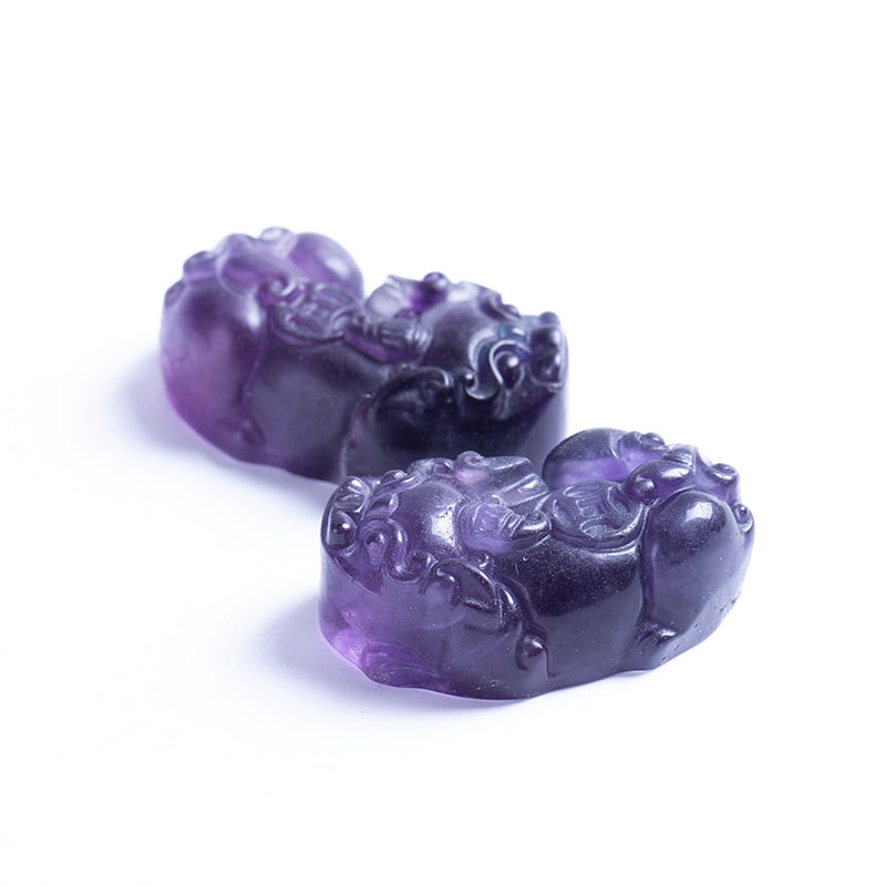 Wholesale Beautiful Natural Fluorite Crystal Carving Animal Rainbow Fluorite Crystal Pendant