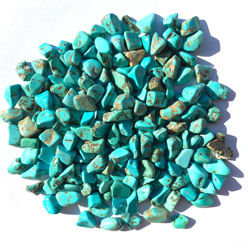 Decoración de piedra de grava de piedras preciosas azul turquesa